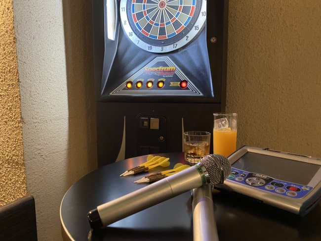 店内のダーツの写真